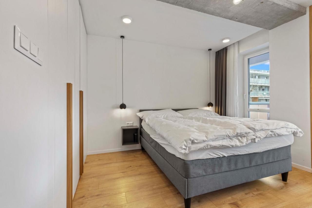 Lam Concrete - Ac - Balcony Apartment Bratislava Ngoại thất bức ảnh